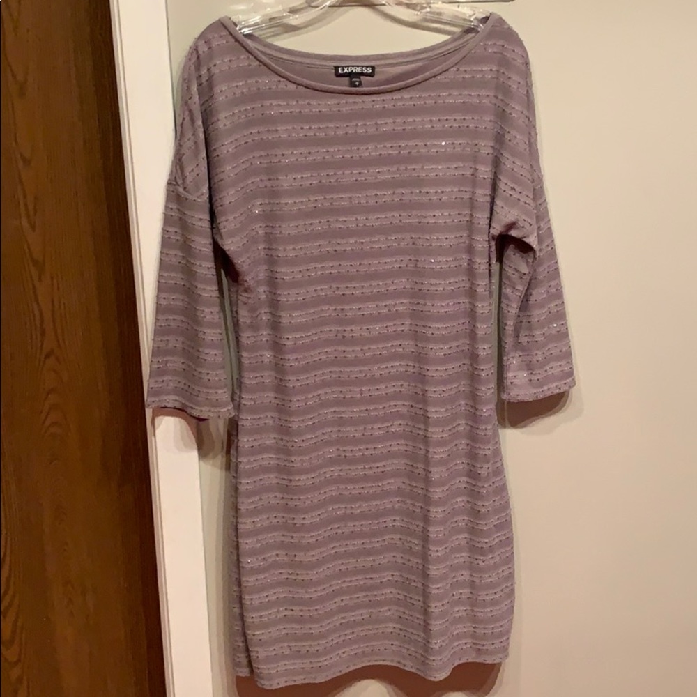Express quarter sleeve dress
